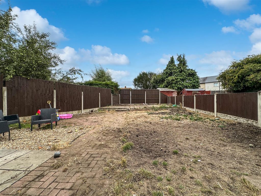 Property photo 3 of 15 Generous Rear Garden 736