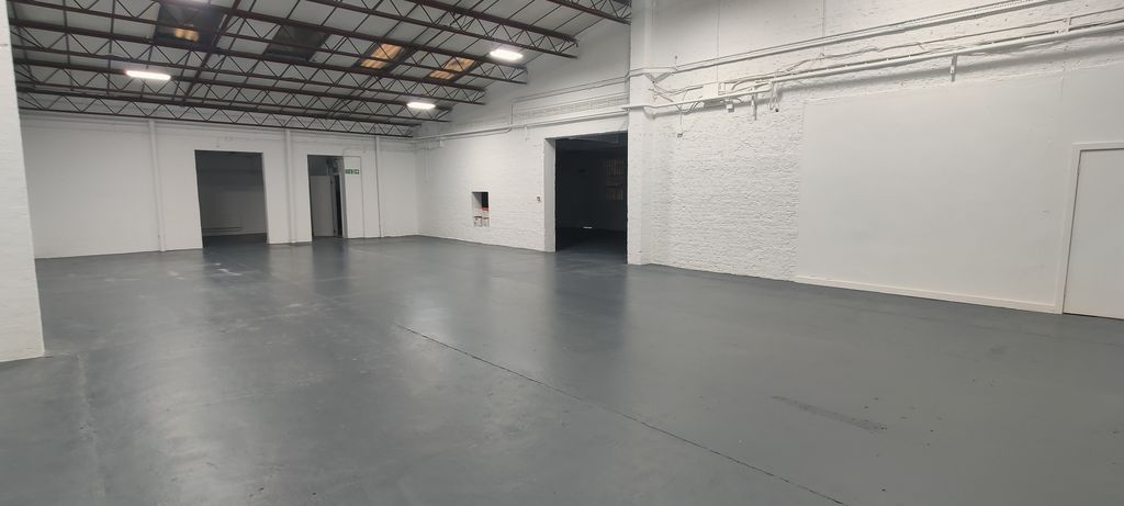 Property photo 2 of 5