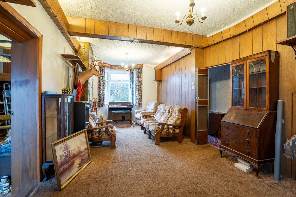 Property photo 2 of 19 4739014