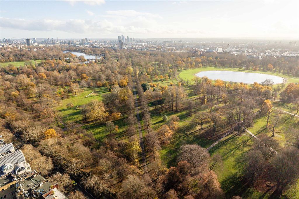 Property photo 2 of 15 Porchester Gate Drone-7.Jpg