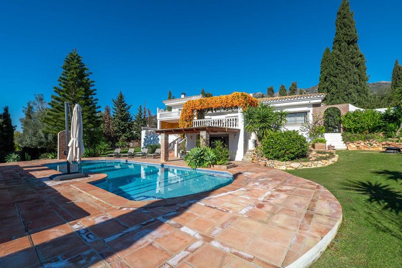 Property photo 1 of 62