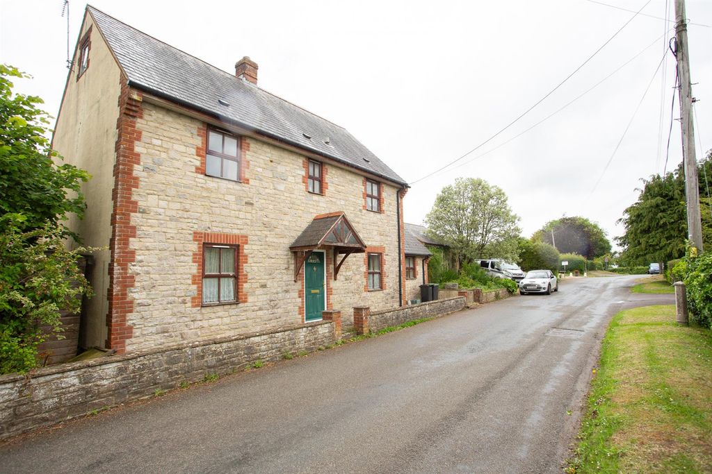 Property photo 2 of 4 Derb8847.Jpg