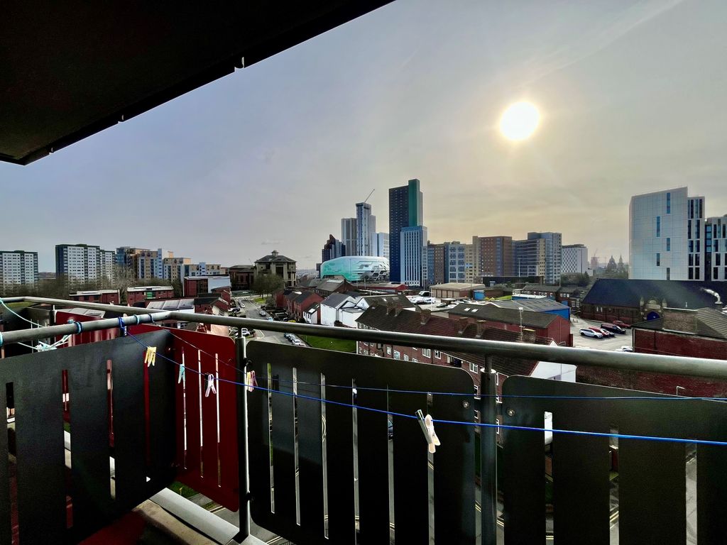 Property photo 2 of 7 Image