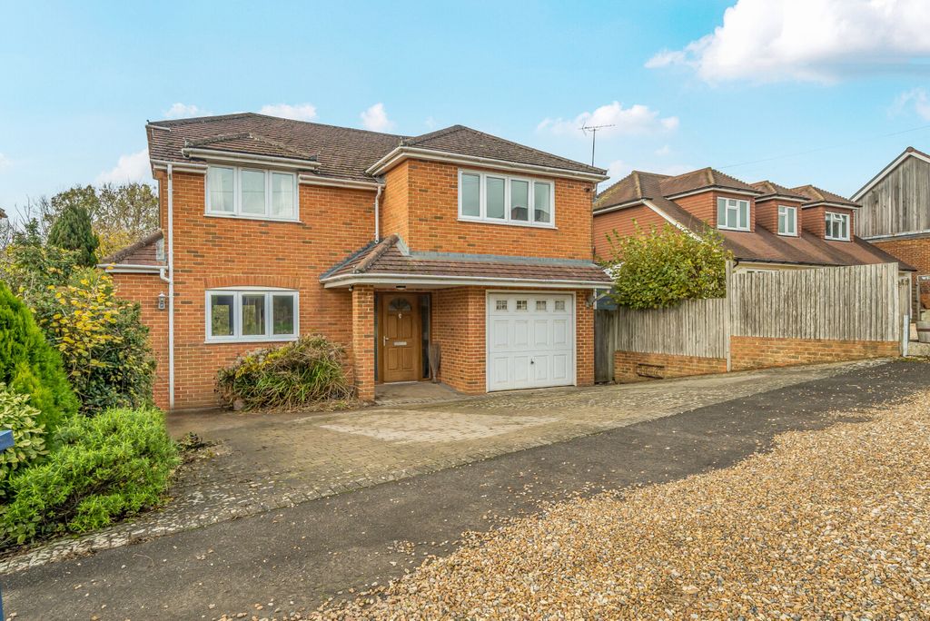 Property photo 1 of 23 1371229-27-6908c0...