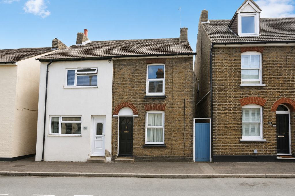 Property photo 1 of 18
