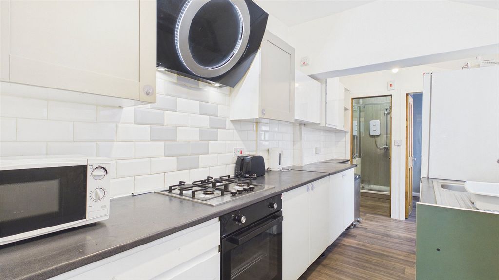 Property photo 3 of 11 Picture No. 09