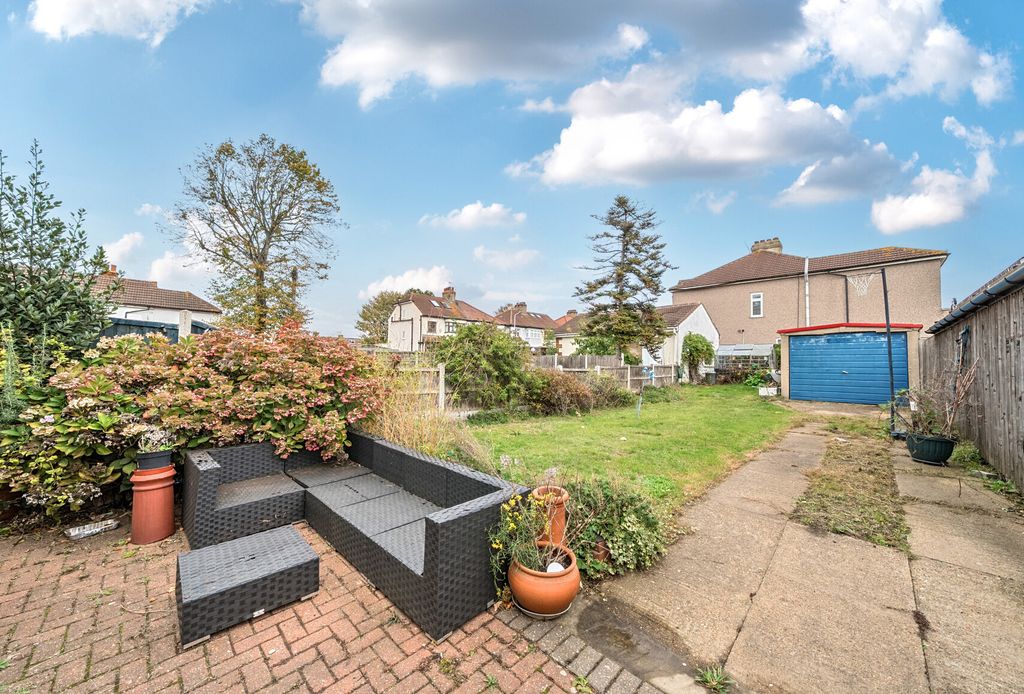 Property photo 3 of 12 1373795-4-6900cc0...