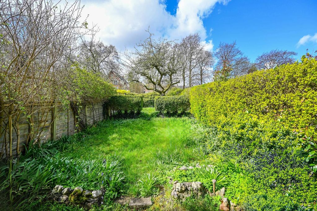 Property photo 3 of 12