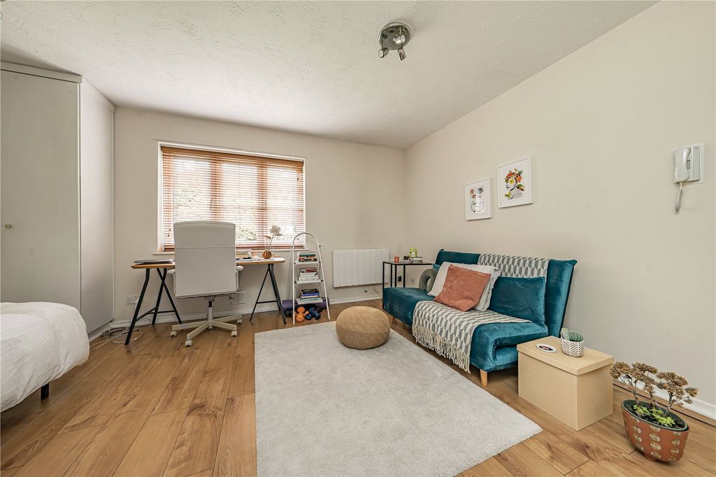 Property photo 3 of 9 Picture No. 09