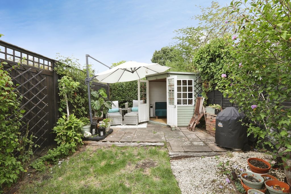 Property photo 3 of 18 Pbox-Img.Jpg