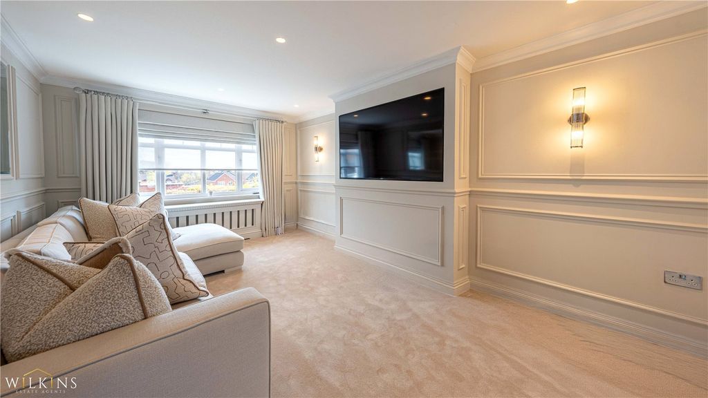 Property photo 2 of 29 Picture No. 07