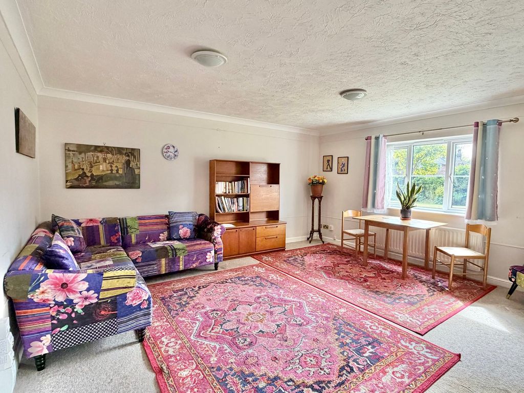 Property photo 2 of 15