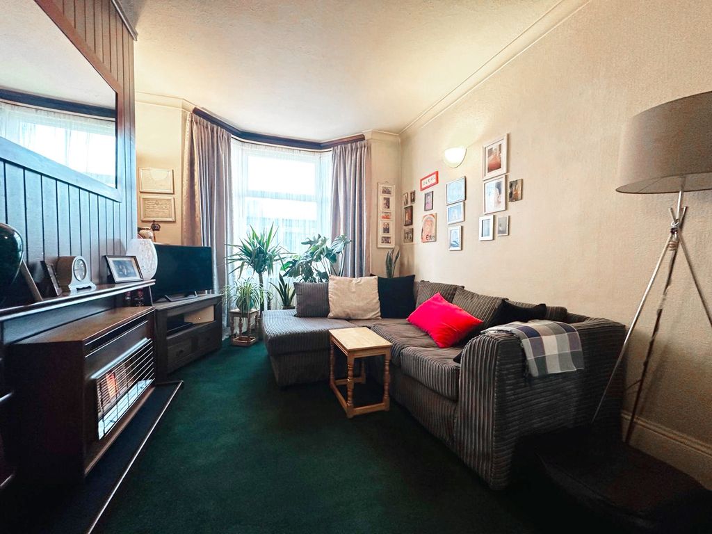 Property photo 2 of 22 Picture 2