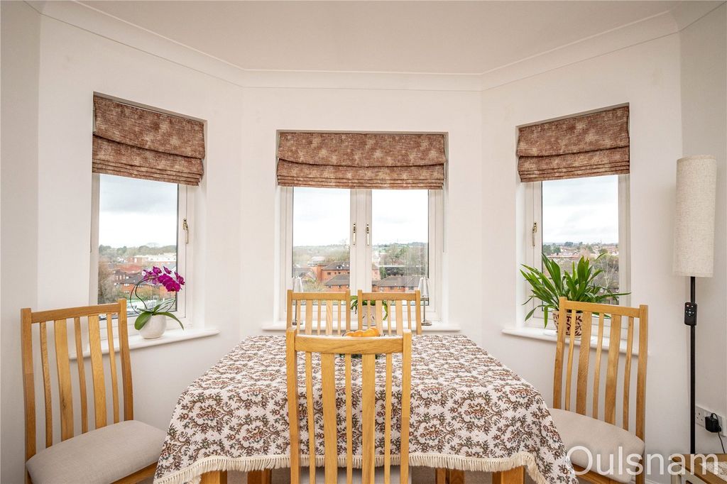 Property photo 3 of 14 Picture No. 05