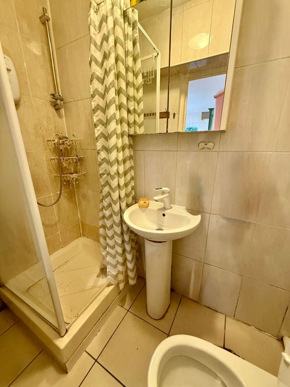 Property photo 1 of 4