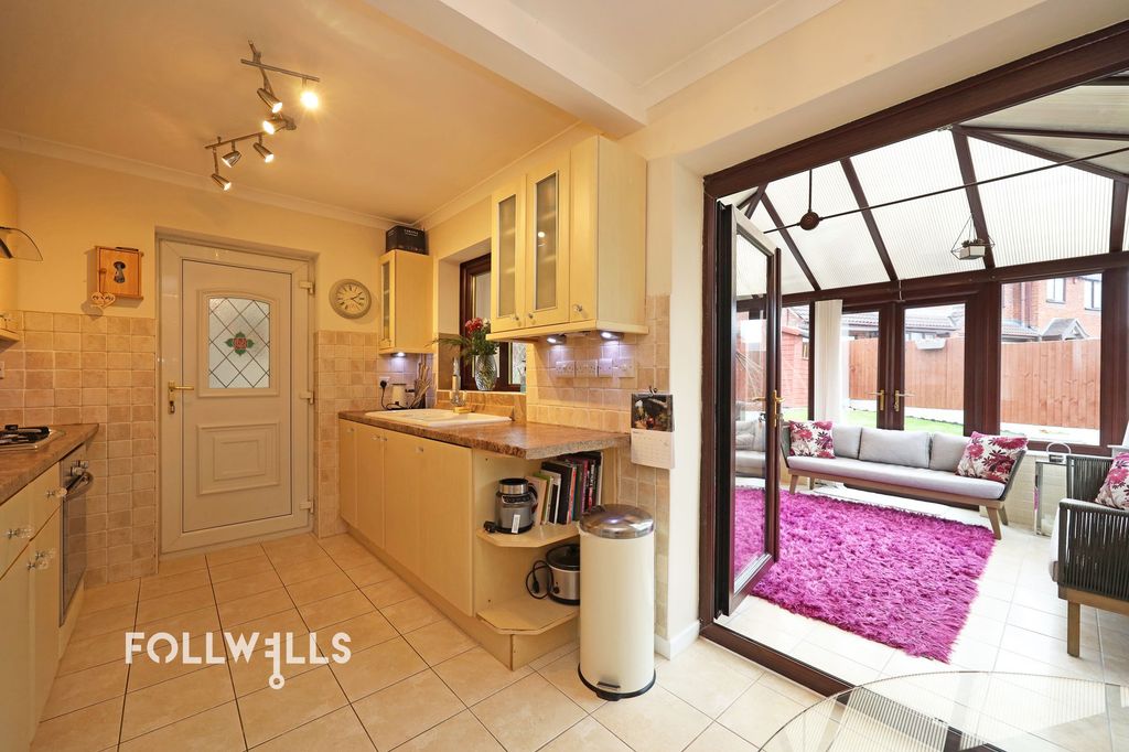 Property photo 3 of 30