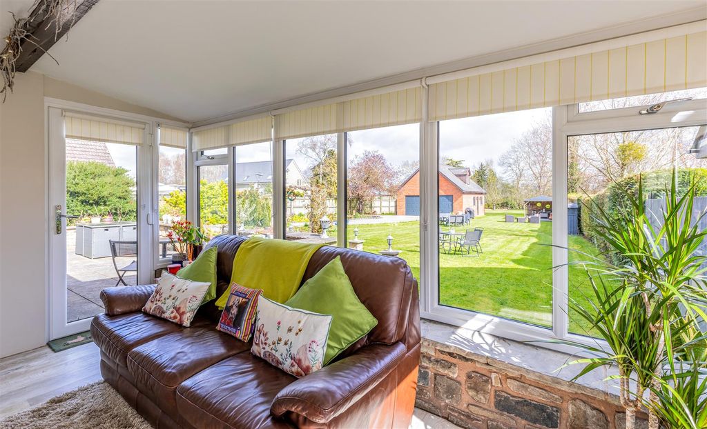 Additional image 16 of 5 bed property for saleCanon Pyon Road, Hereford HR4