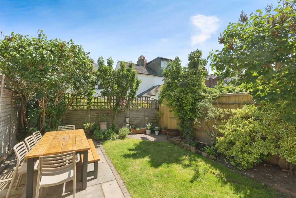 Property photo 3 of 14 Photo