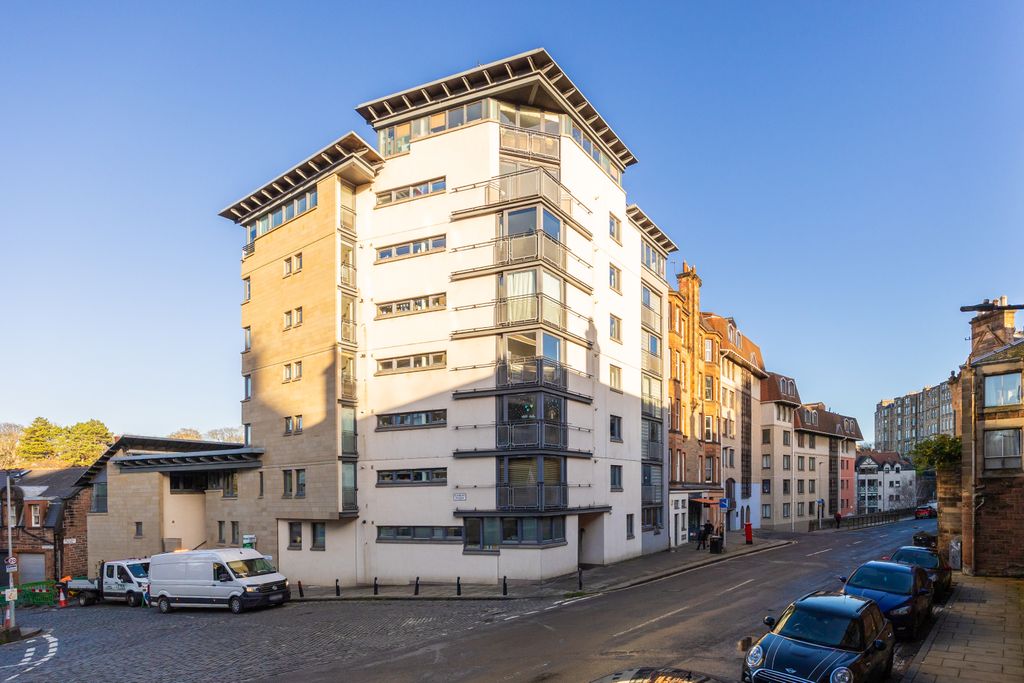 Property photo 1 of 19 Primary Property Image