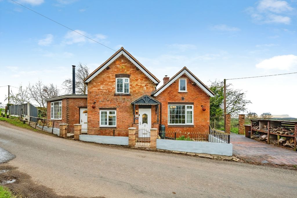 Property photo 1 of 37 Pbox-Img.Jpg