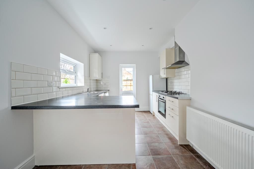 Property photo 2 of 23 Kitchen