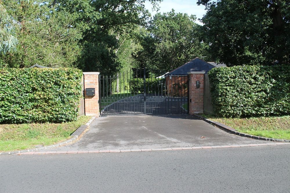 Property photo 2 of 19