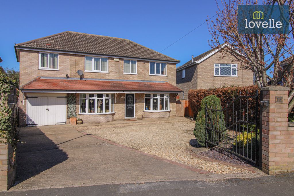 Property photo 1 of 30
