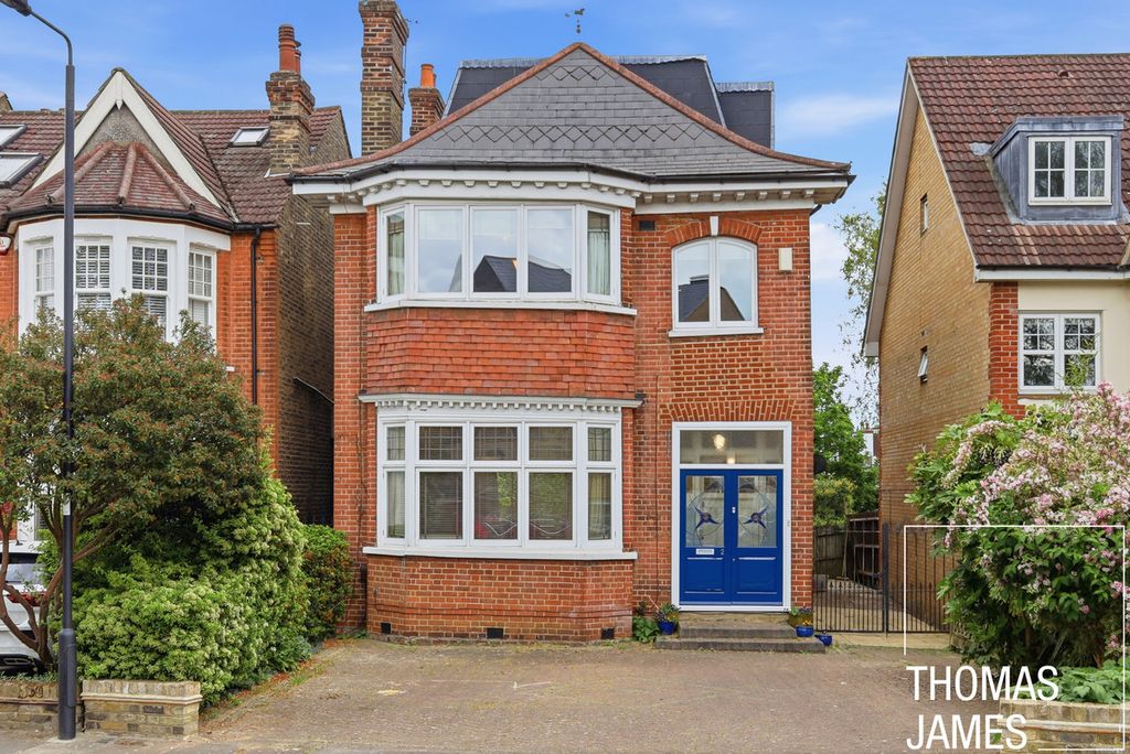 Property photo 1 of 39