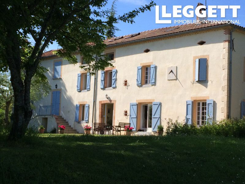 Property photo 3 of 10