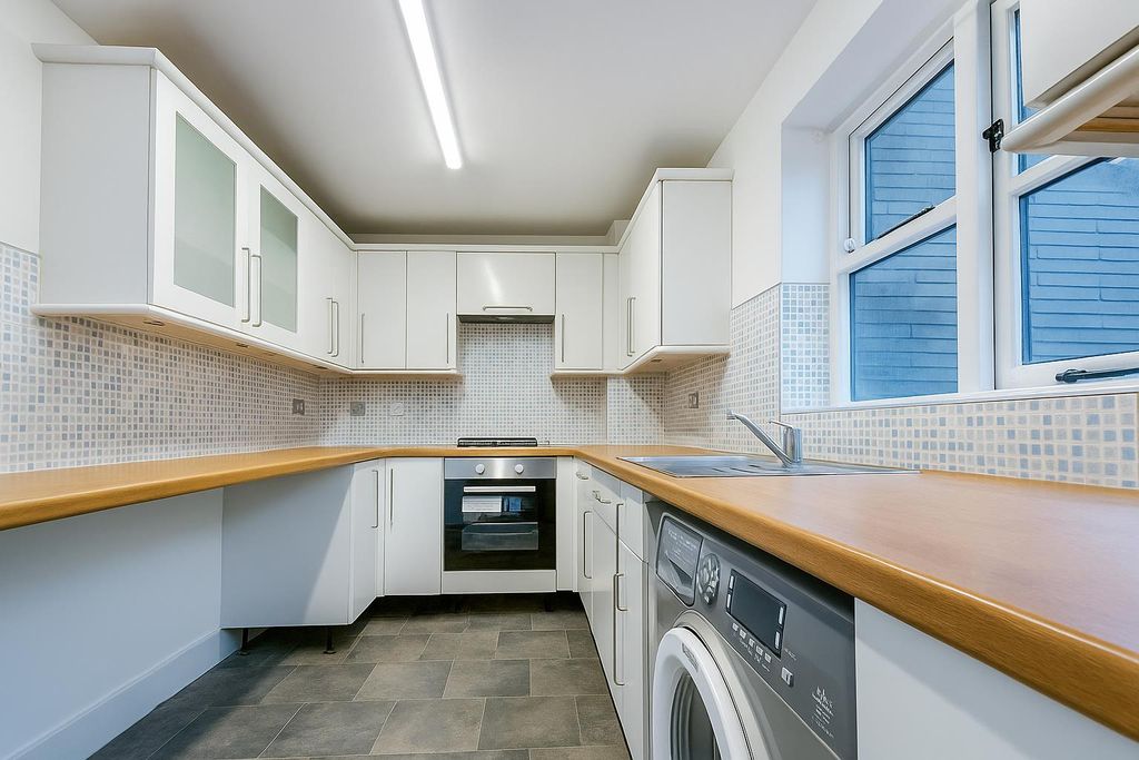 Property photo 2 of 8 Be678599-B665-47E4-85F7-Eaca151A31B3.Png