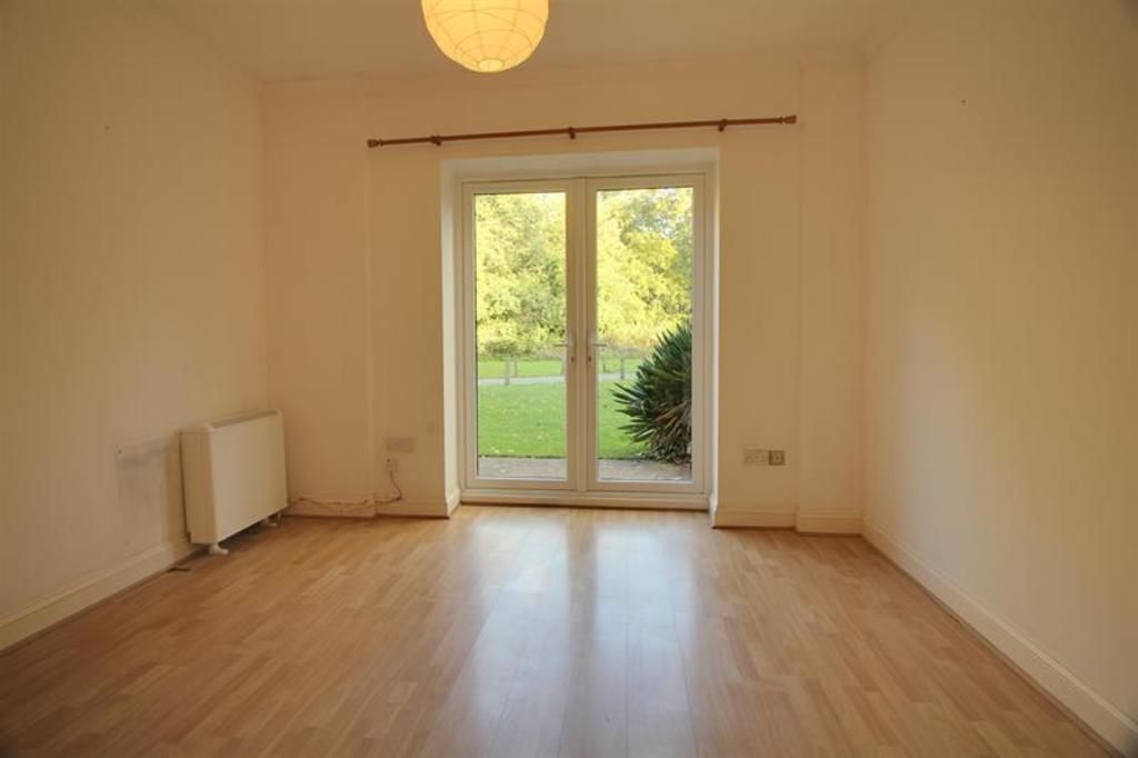 Property photo 3 of 9 Photo