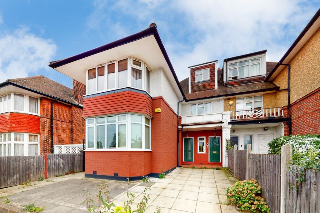 Property photo 1 of 10 1529160