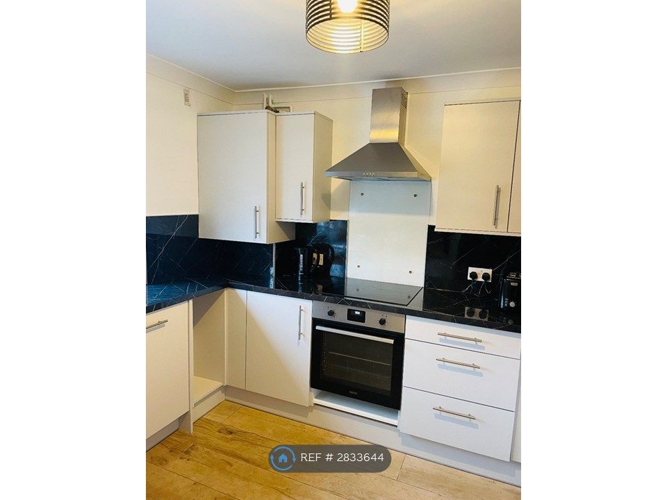 Property photo 3 of 8