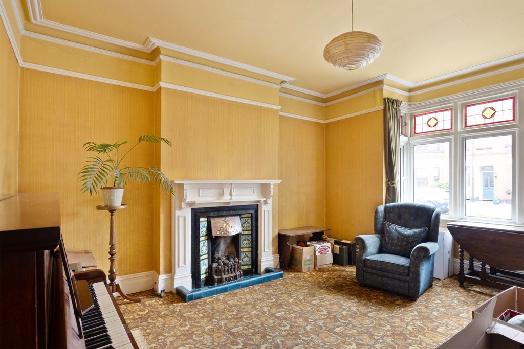 Property photo 3 of 16