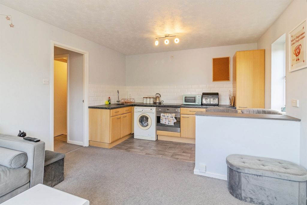 Property photo 3 of 10