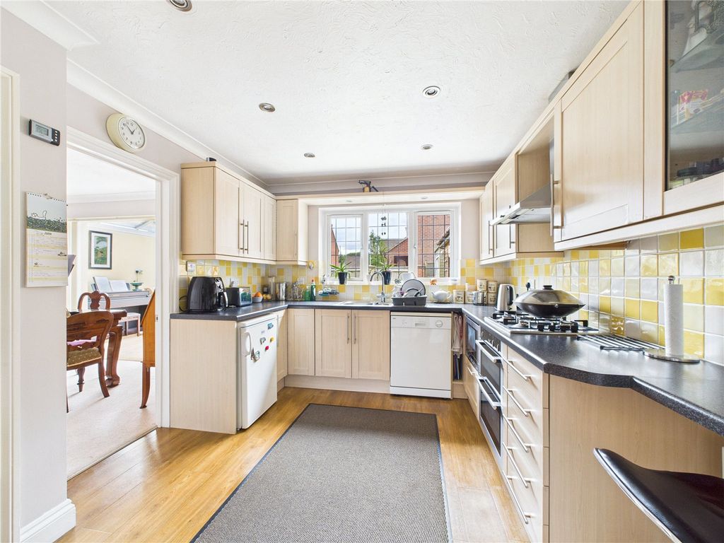 Property photo 3 of 18 Picture No. 14