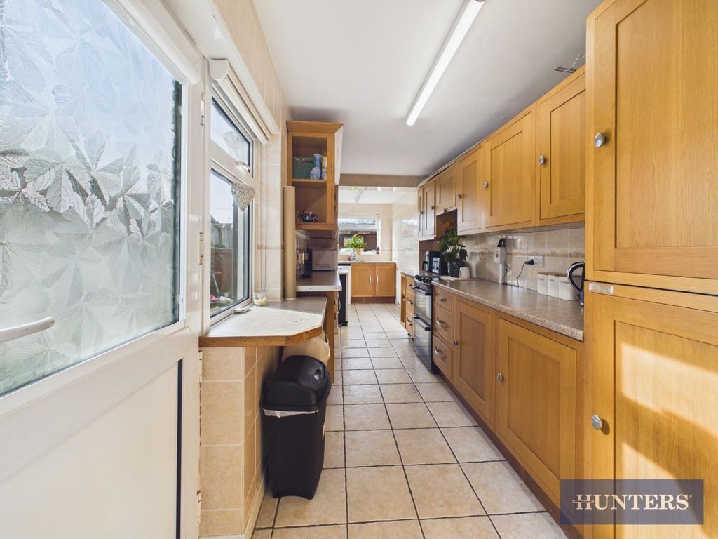 Additional image 13 of 5 bed terraced house for saleWest Avenue, Filey YO14