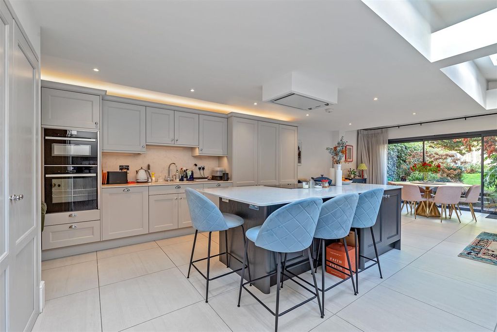 Property photo 3 of 28 38Ramsburyroad-21.Jpg