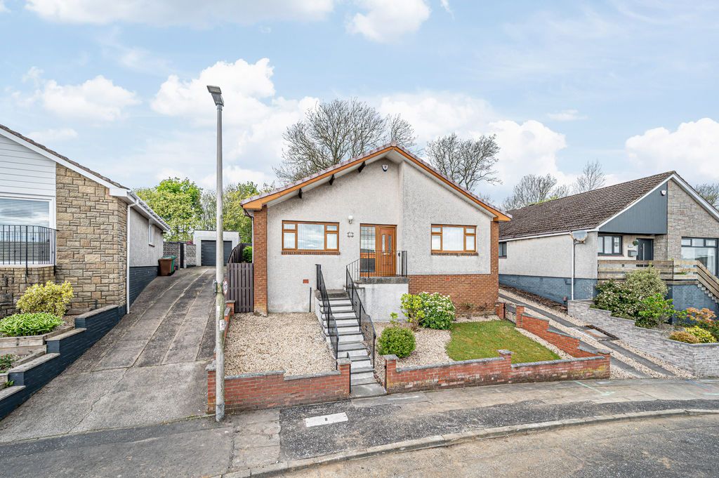 Property photo 1 of 25 External