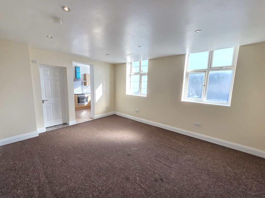 Property photo 1 of 6 Main Image