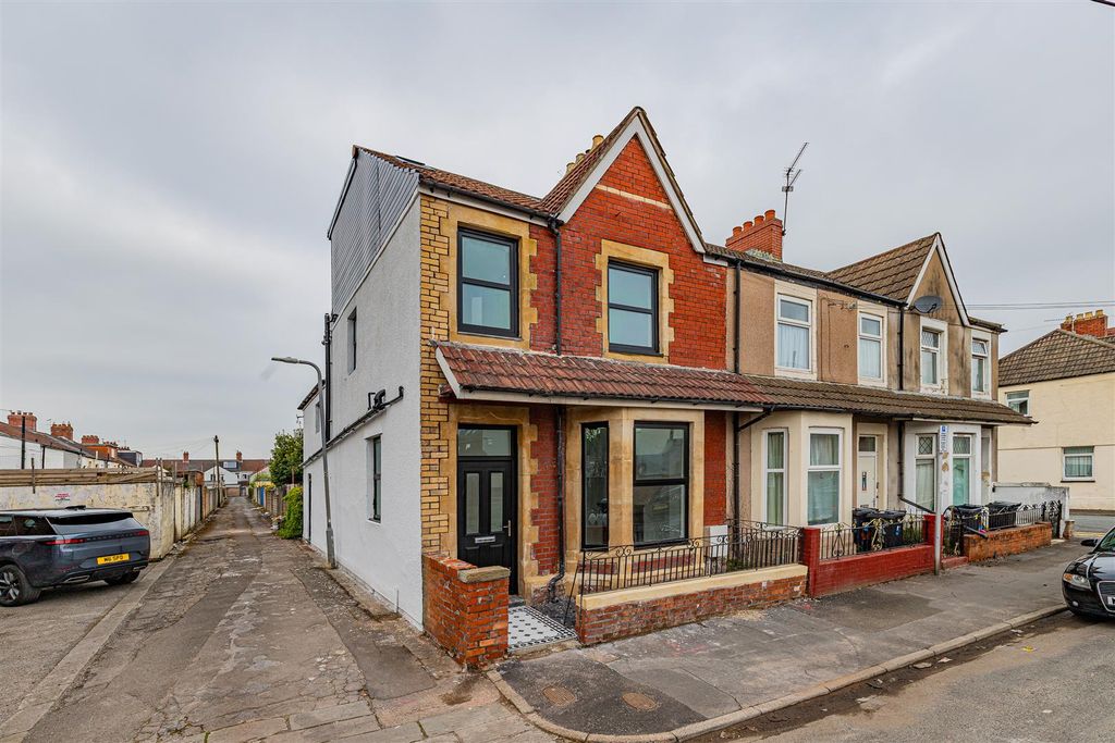 Property photo 1 of 14 York Street 6-1.Jpg