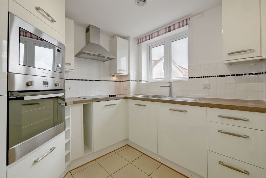 Property photo 3 of 22