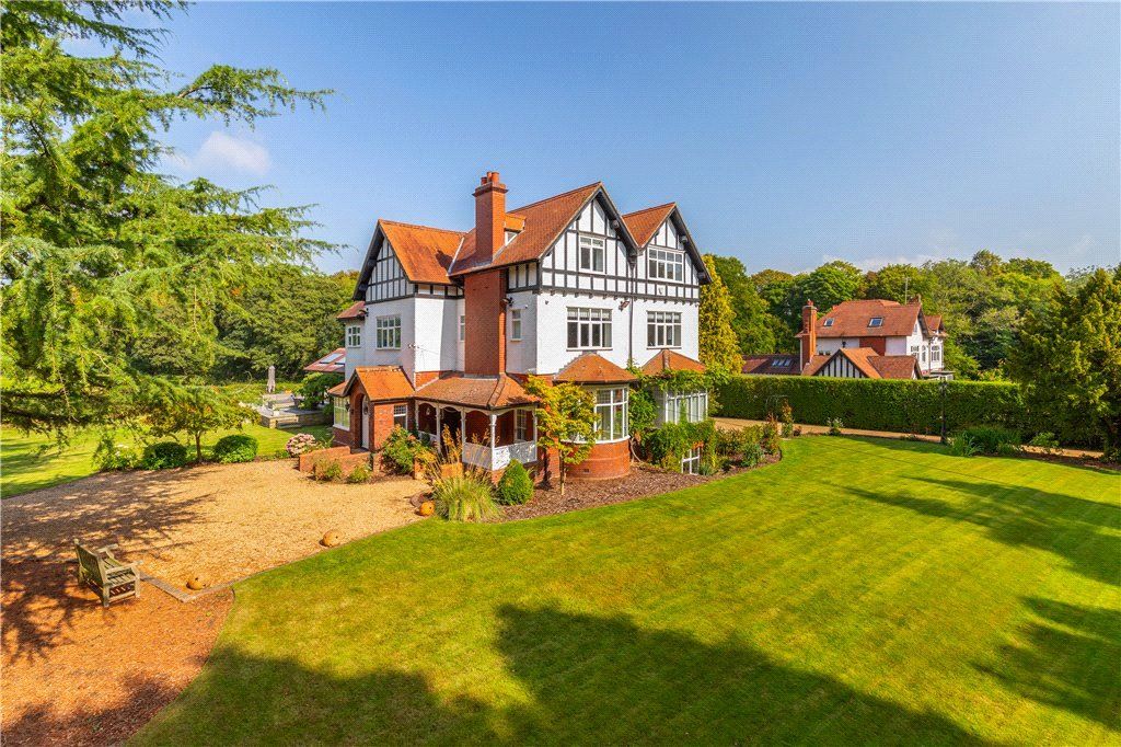 Property photo 1 of 16 Period Elegance