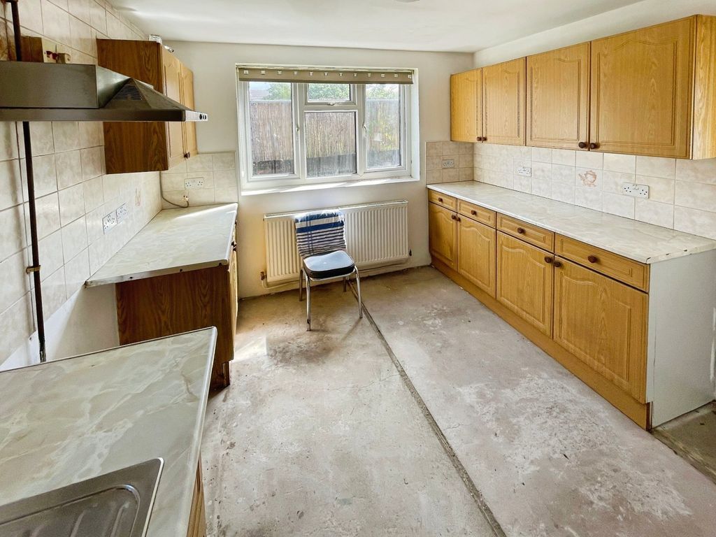 Property photo 3 of 9 Picture No. 01