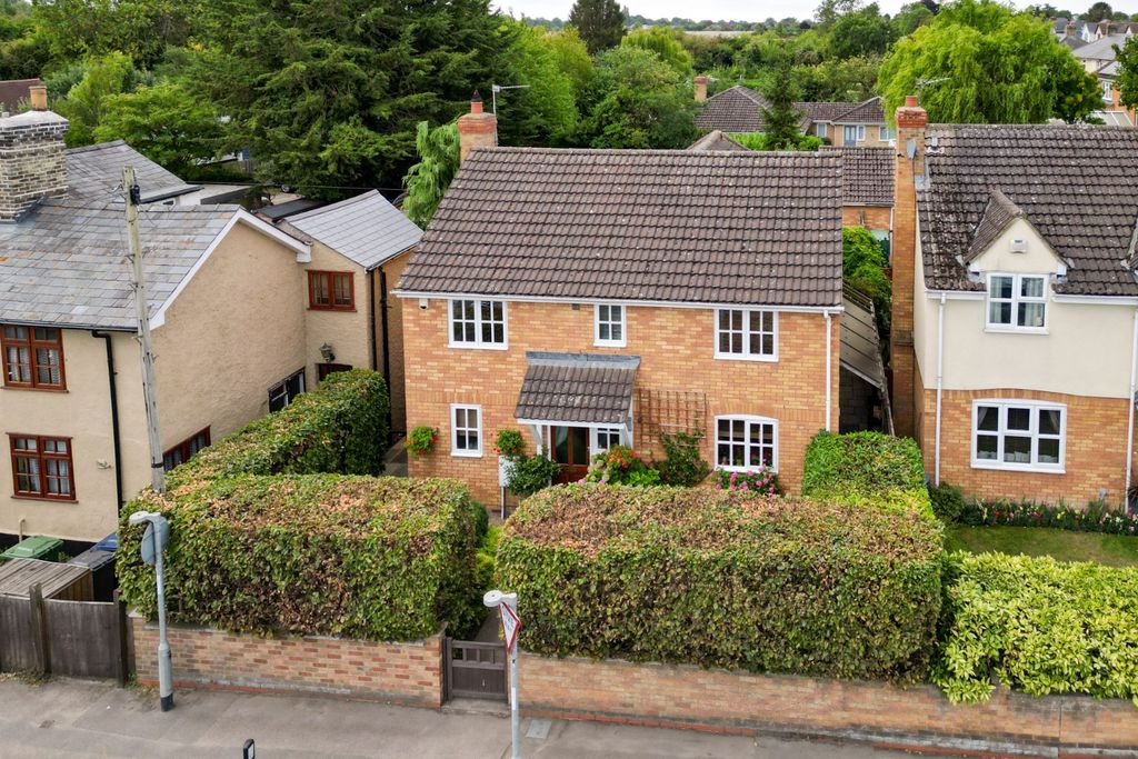 Property photo 1 of 27 4484340