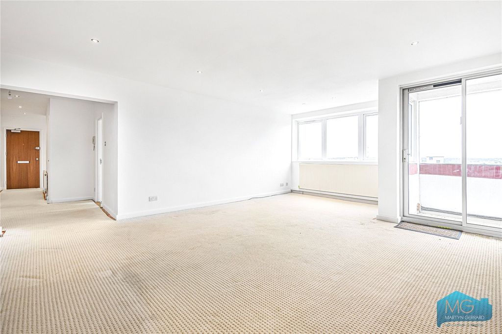 Property photo 3 of 20 Picture No. 18