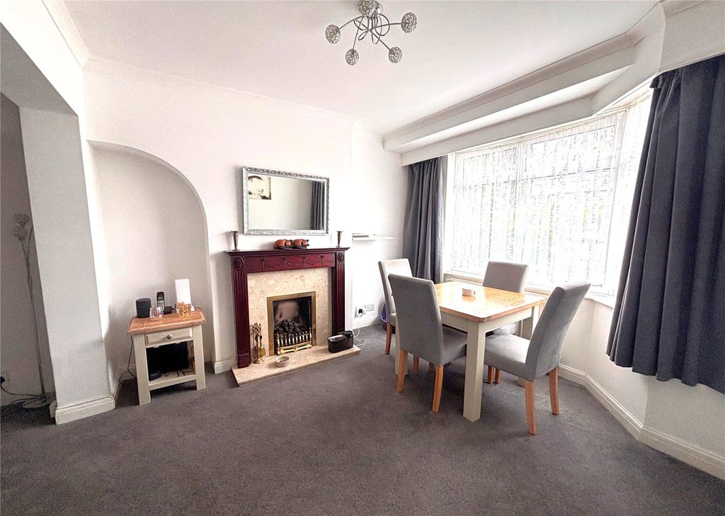Property photo 2 of 15 Picture No. 23