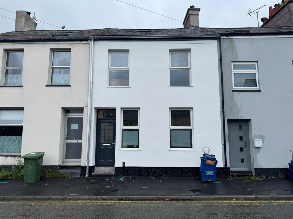 Property photo 1 of 16
