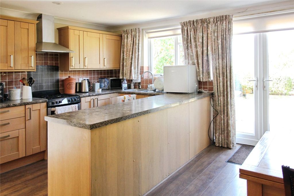 Property photo 3 of 15 Picture No. 16