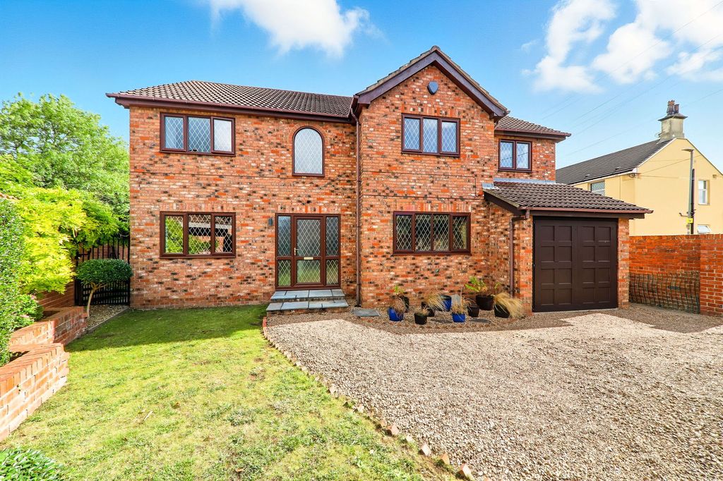 Property photo 1 of 30